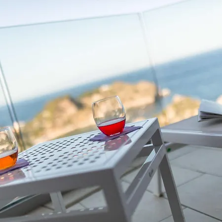 Ξενοδοχείο Mon Repos 3*