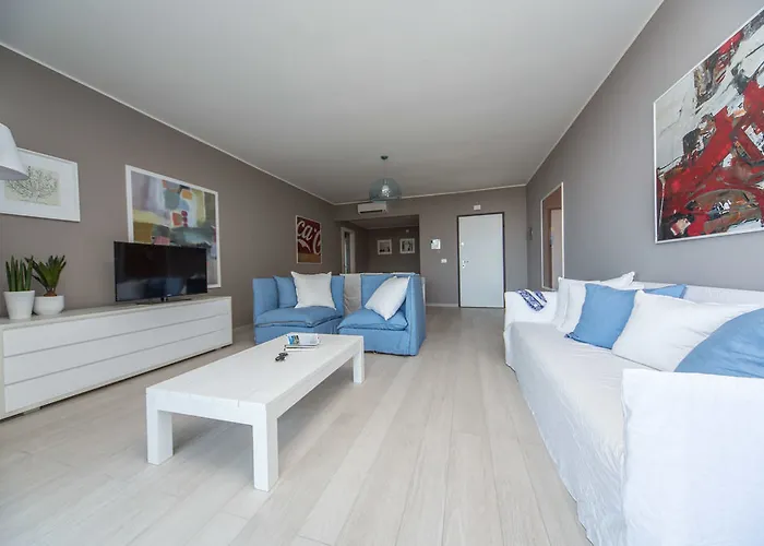 Mon Repos 酒店 陶尔米纳