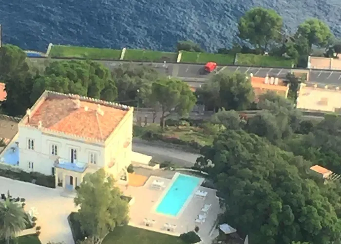 Mon Repos 3* 陶尔米纳