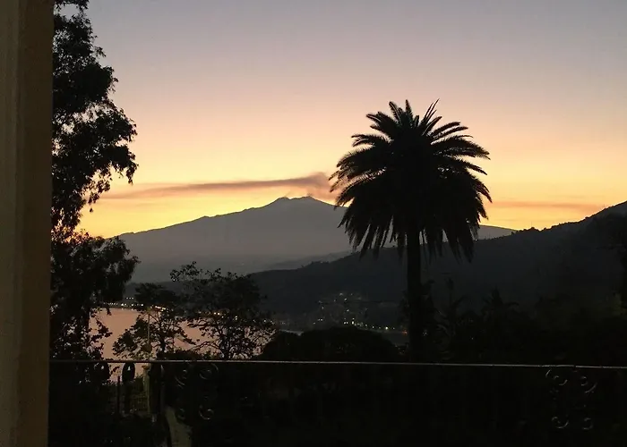 Mon Repos 3* 陶尔米纳