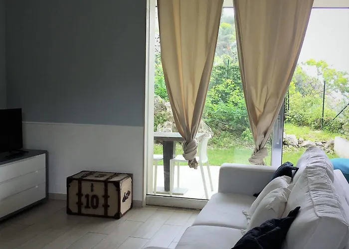 Mon Repos 酒店 陶尔米纳