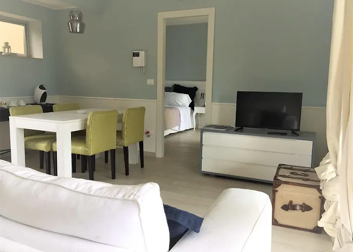 Mon Repos 陶尔米纳