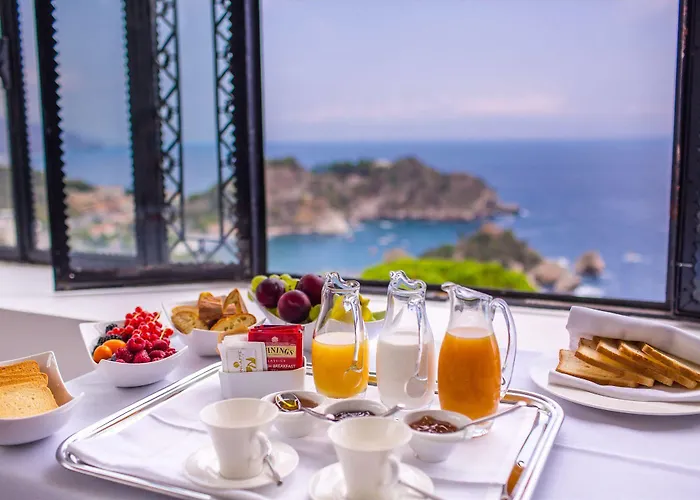 Mon Repos 酒店 陶尔米纳