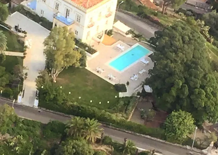 Mon Repos 3* 陶尔米纳