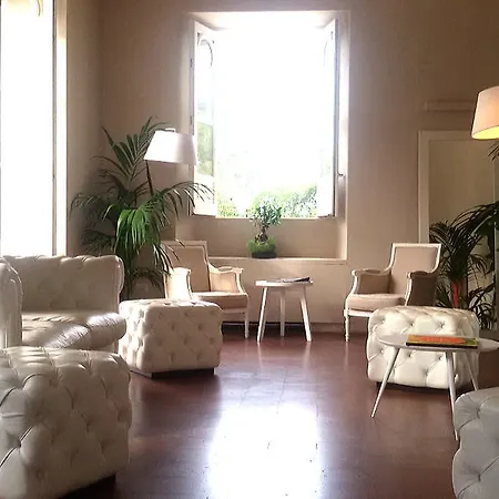 Mon Repos ホテル 3*