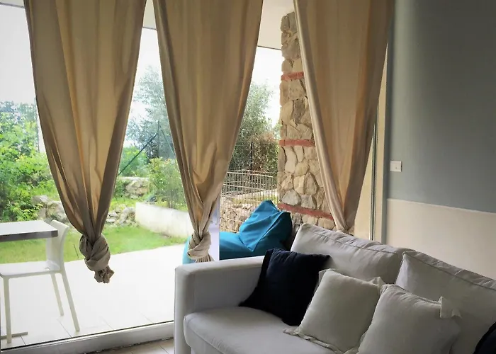 Mon Repos טאורמינה